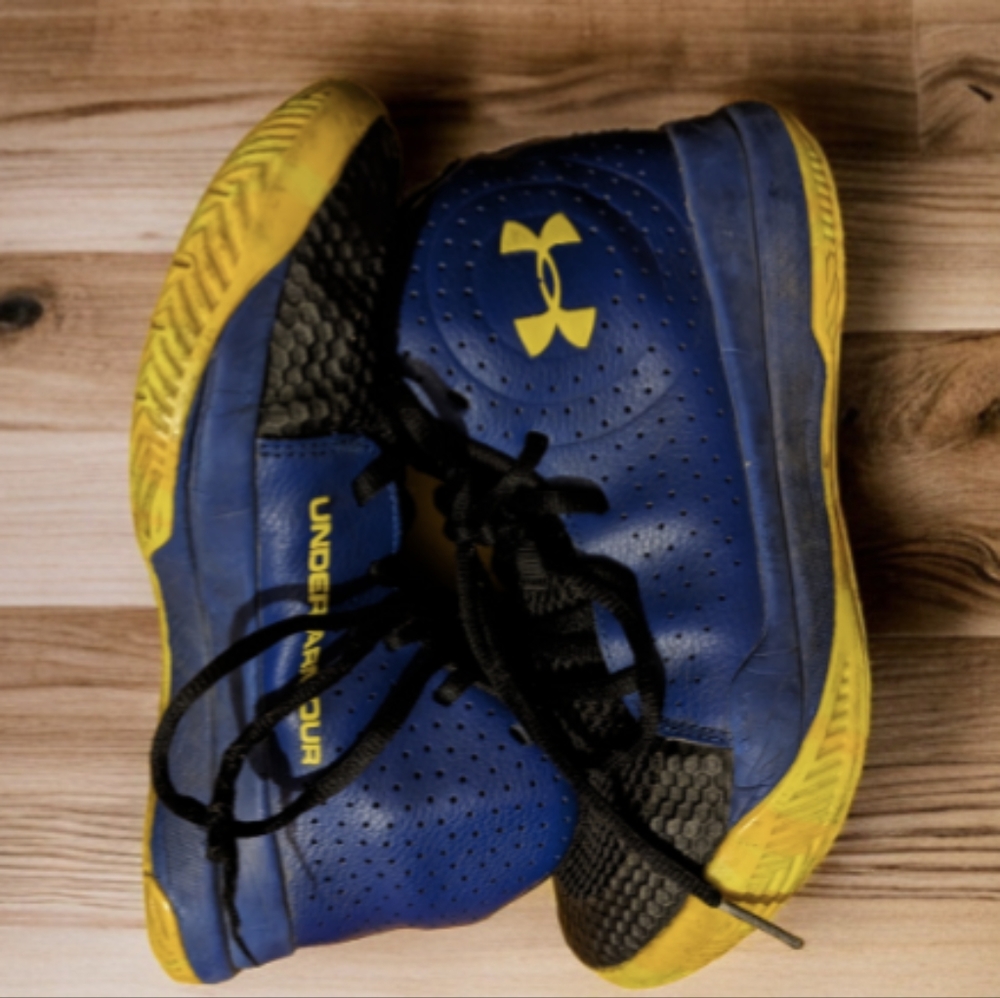 Under Armour Kids Blue/Yellow Shoes